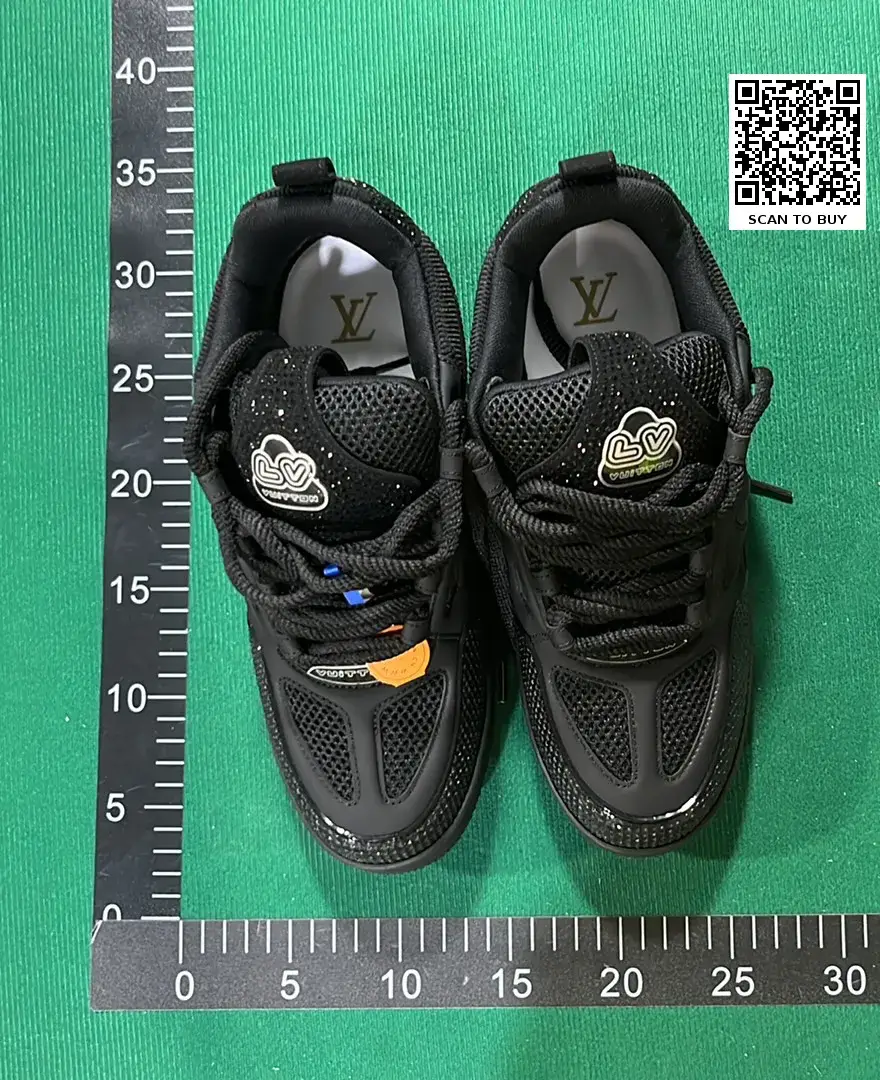Shoes of L'SS LV LOUIS VUITTON  in the Best OopBuy Spreadsheet QC photos