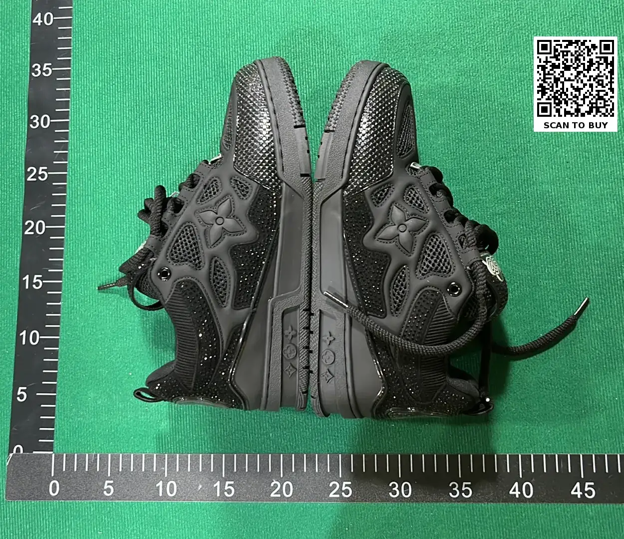 Shoes of L'SS LV LOUIS VUITTON  in the Best OopBuy Spreadsheet QC photos