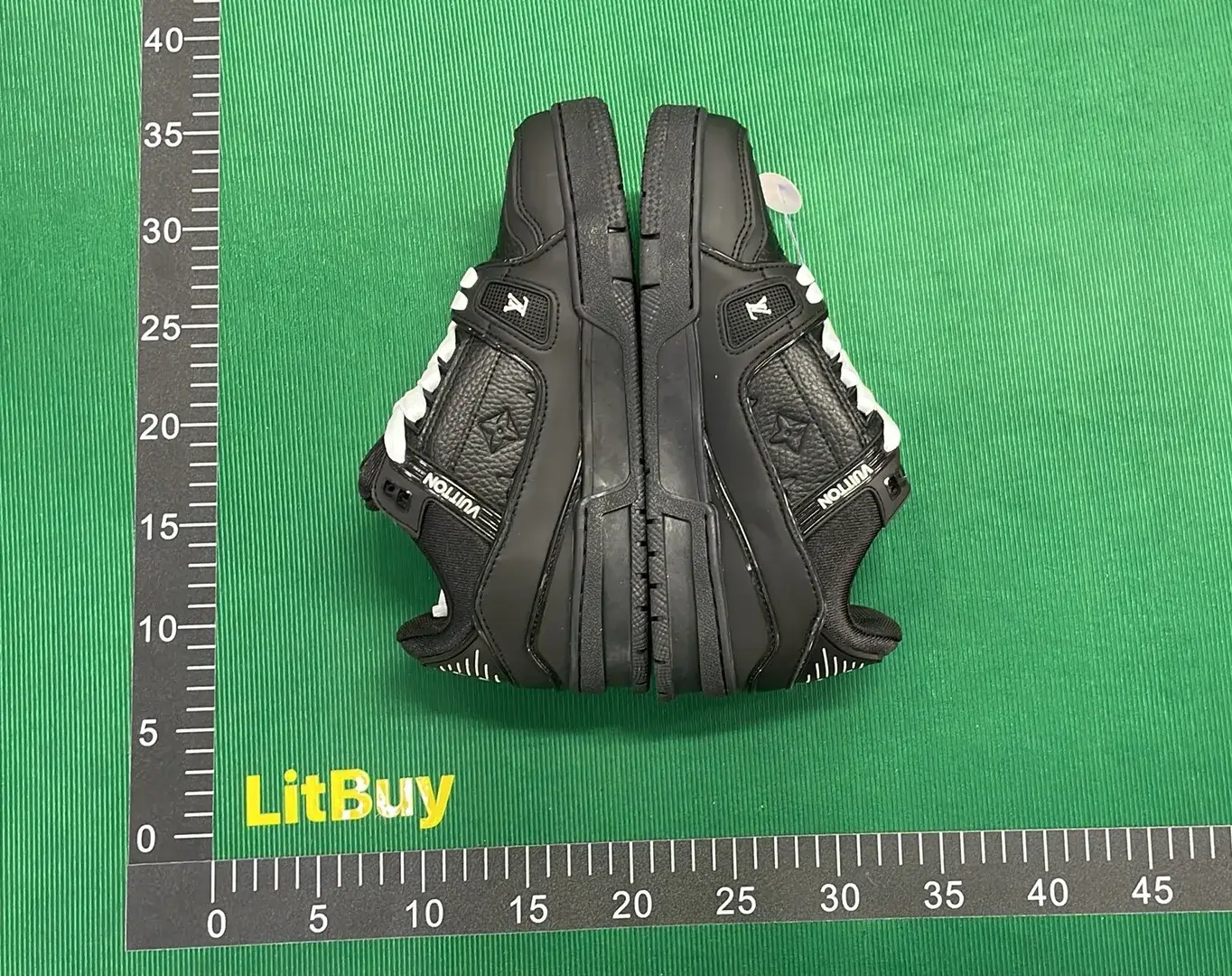 B3D 系带平底低帮板鞋-L  in the Best OopBuy Spreadsheet QC photos