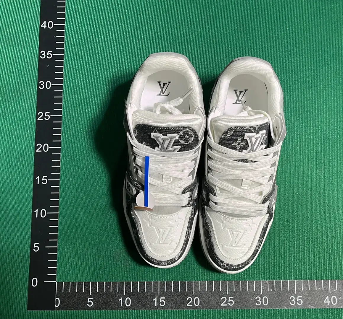 B3D 系带平底低帮板鞋-L  in the Best OopBuy Spreadsheet QC photos