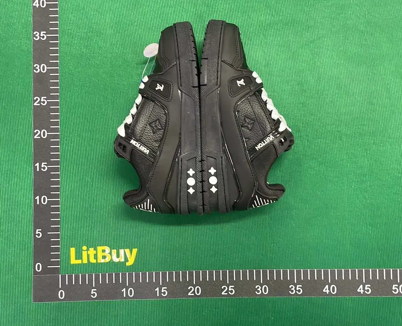 B3D 系带平底低帮板鞋-L  in the Best OopBuy Spreadsheet QC photos