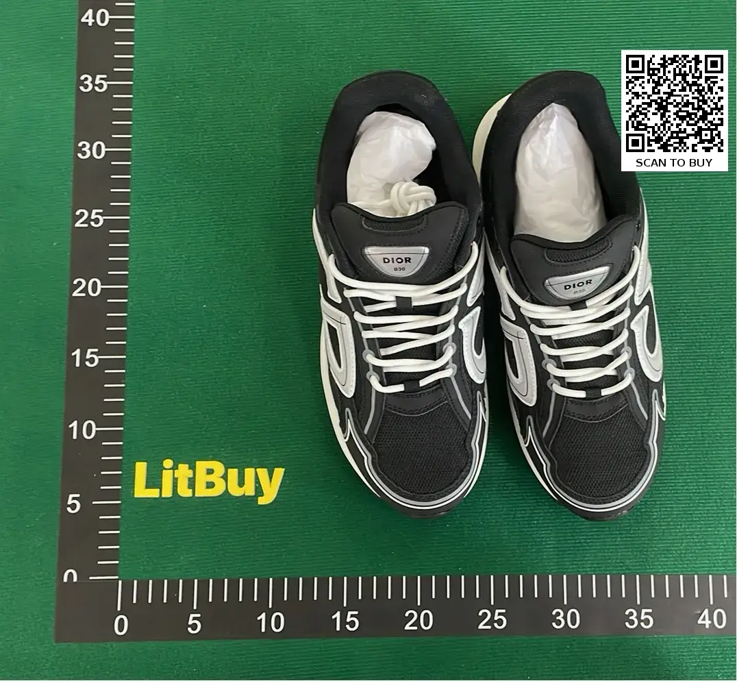 DC B30-L  in the Best OopBuy Spreadsheet QC photos