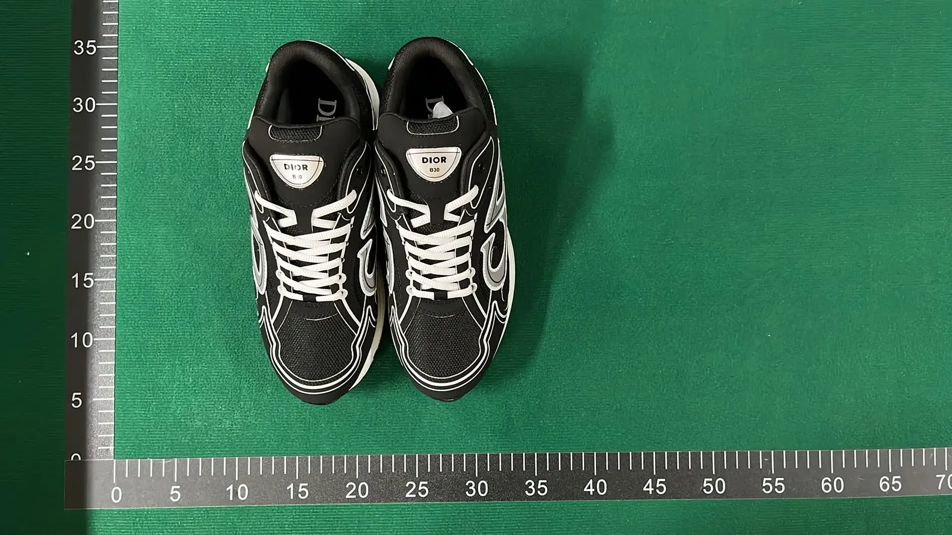 Dior B30 （10+）  in the Best OopBuy Spreadsheet QC photos