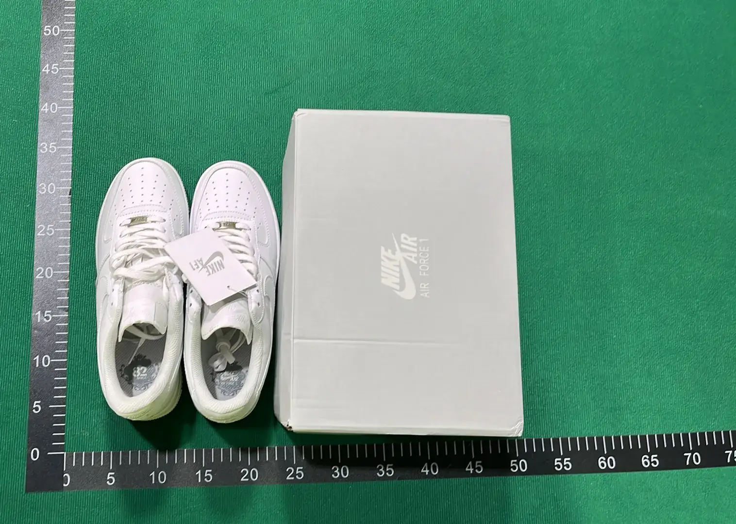 C-L Version Casual Shoes Sneakers Top Version 111-42号DZ  in the Best OopBuy Spreadsheet QC photos