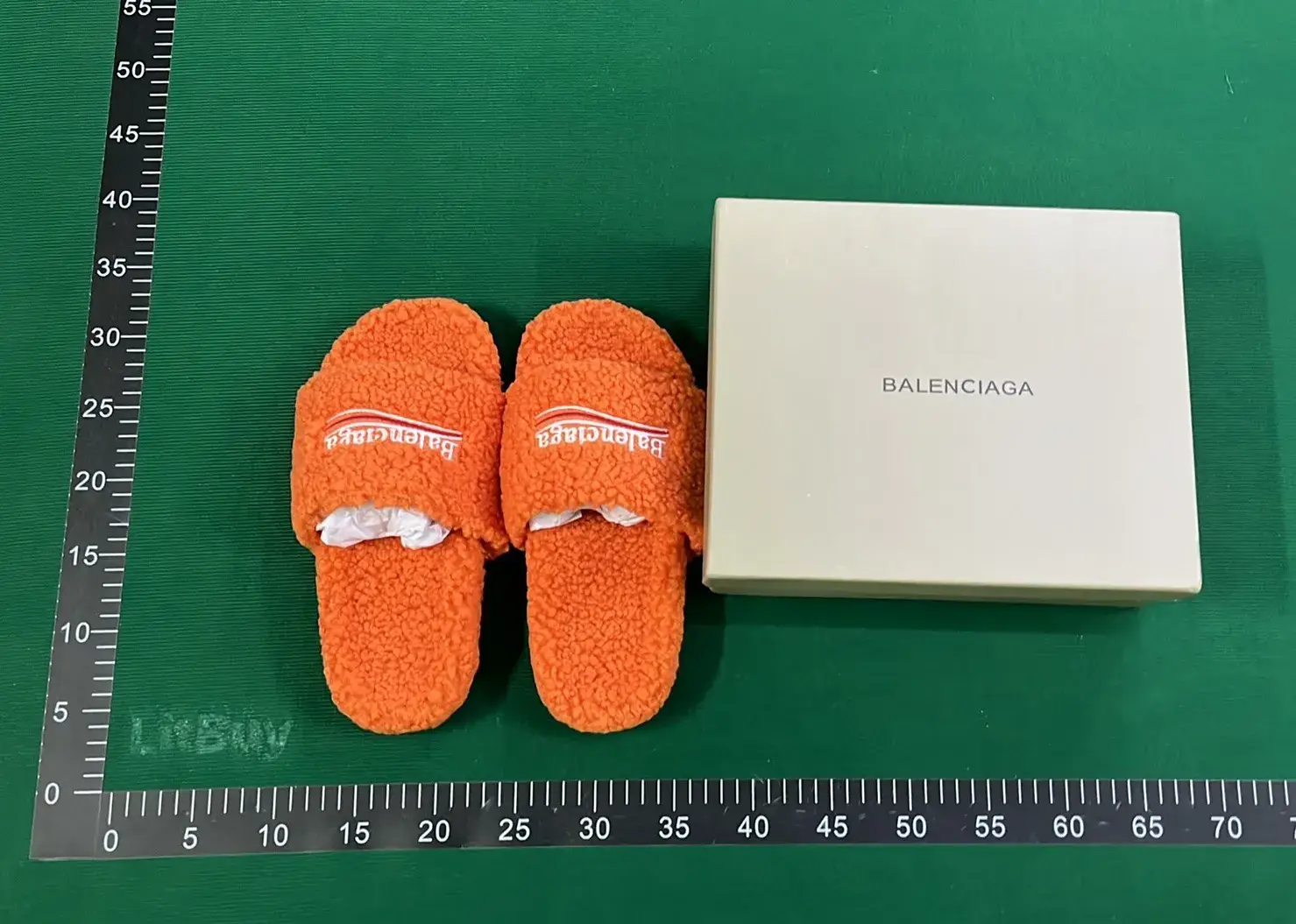 Balenciaga Furry (5+)  in the Best OopBuy Spreadsheet QC photos
