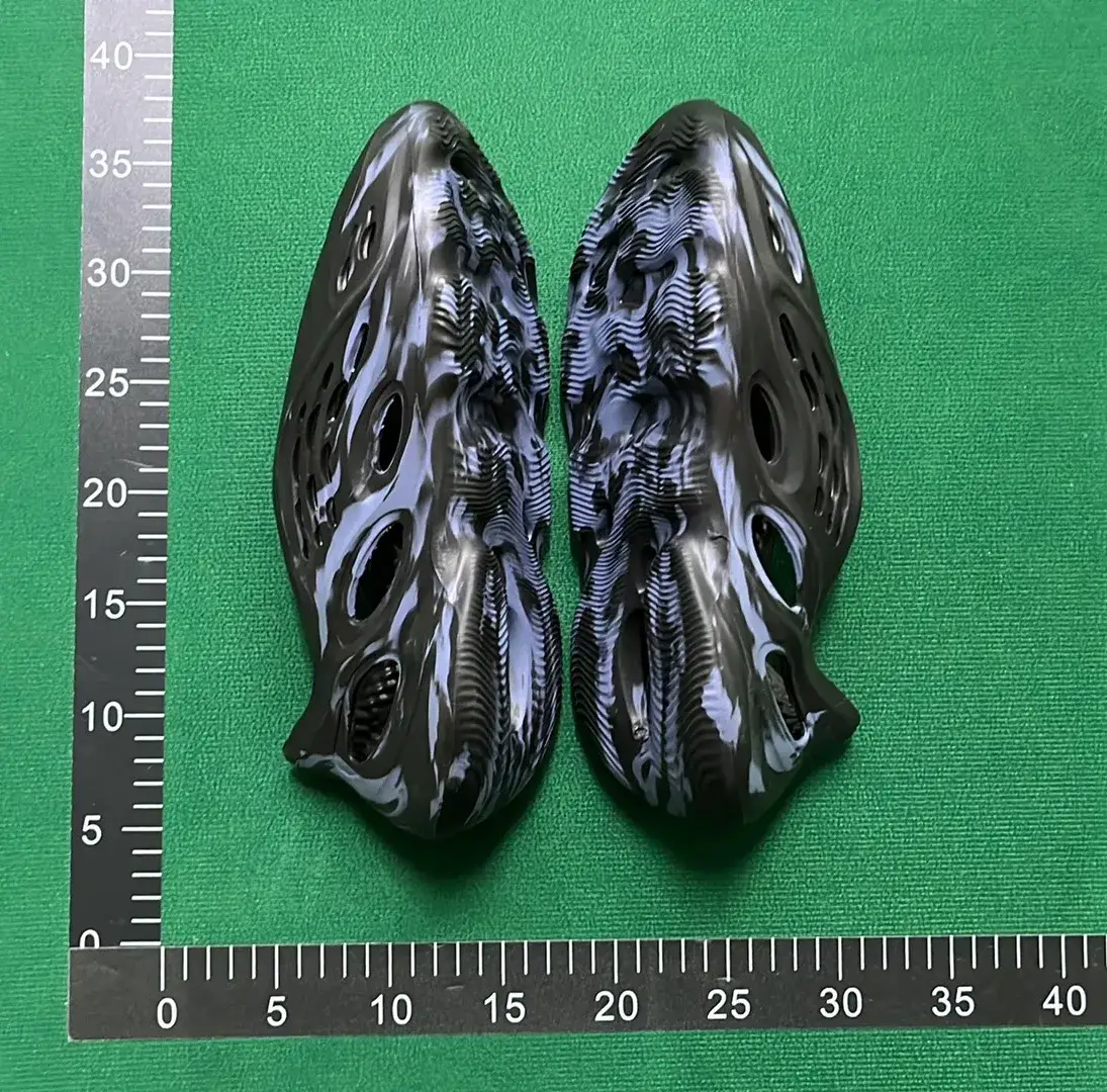 Adidas Originals Yeezy Foam Runner（10+）  in the Best OopBuy Spreadsheet QC photos