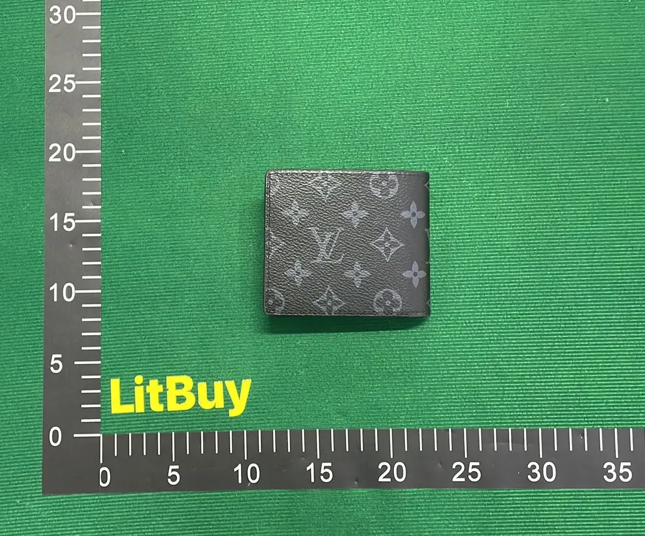 经典爆款-配色齐全，高端大气，配色齐全BBX-QBX-LVX-002-L  in the Best OopBuy Spreadsheet QC photos