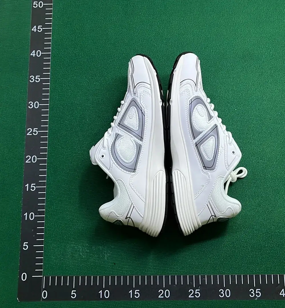 DC B30-L  in the Best OopBuy Spreadsheet QC photos