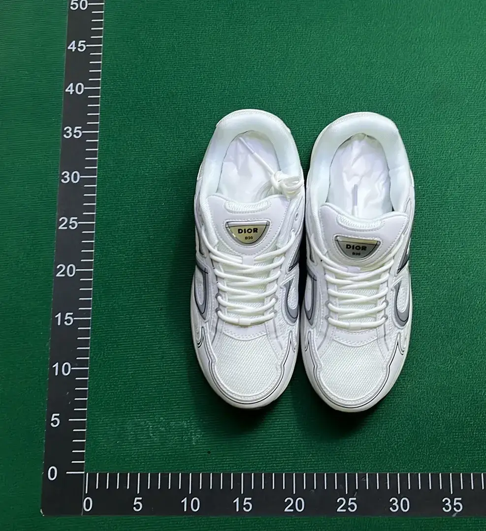 DC B30-L  in the Best OopBuy Spreadsheet QC photos