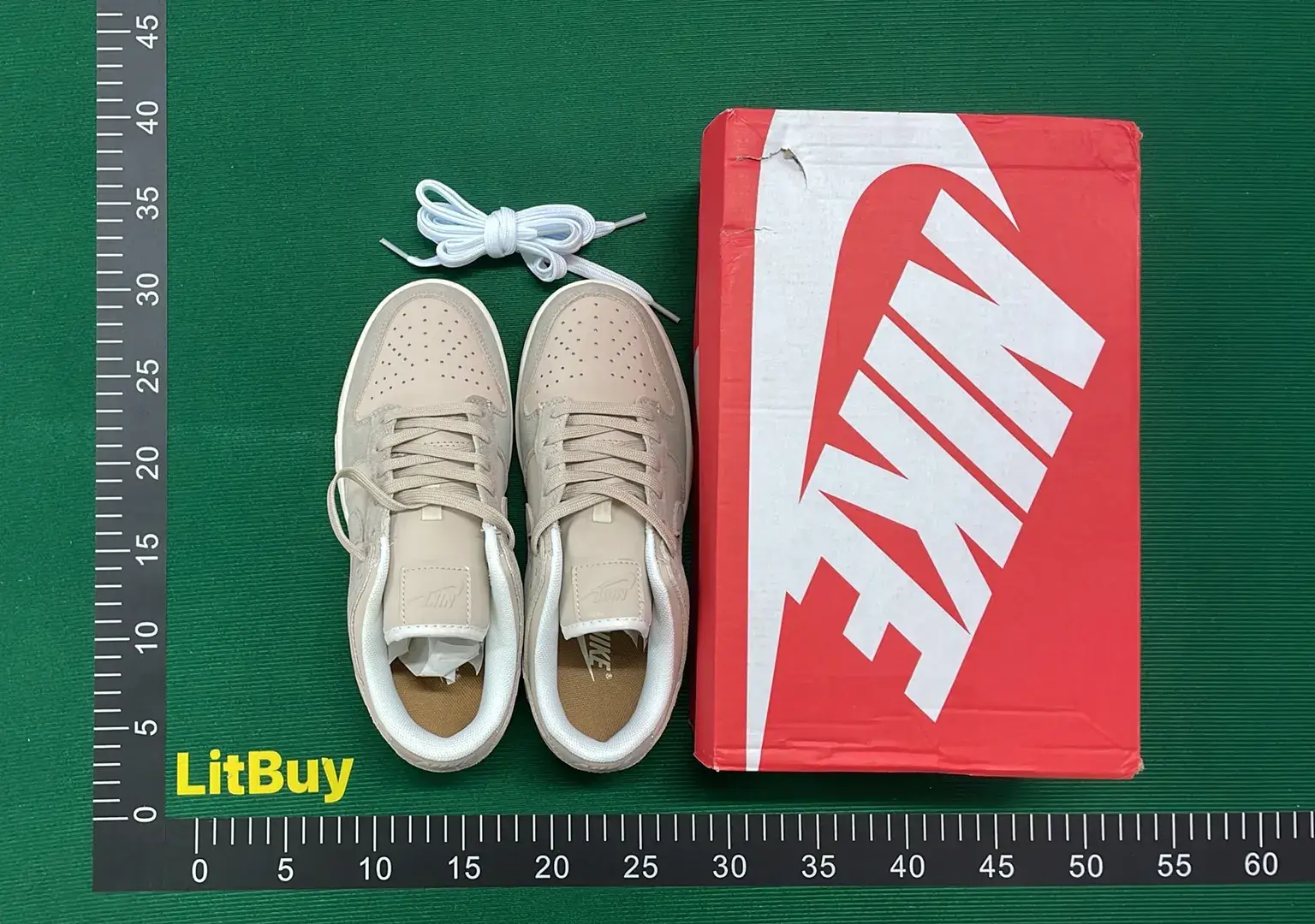 NIke Dunk Low (10+)  in the Best OopBuy Spreadsheet QC photos