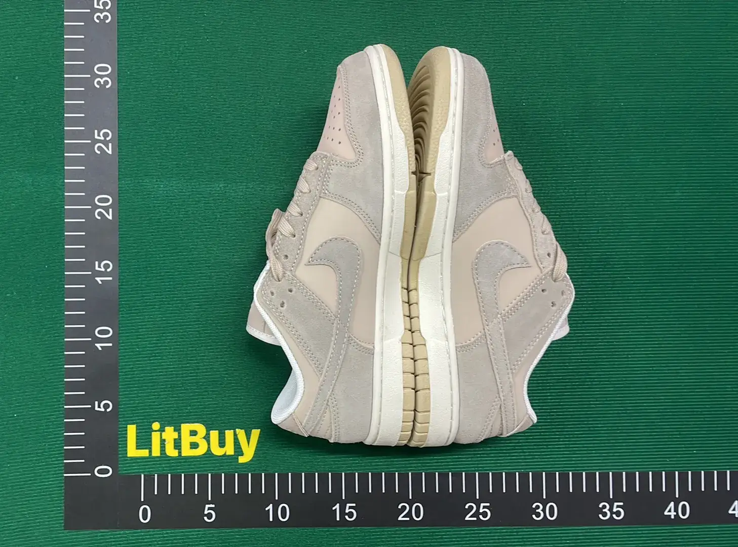 NIke Dunk Low (10+)  in the Best OopBuy Spreadsheet QC photos