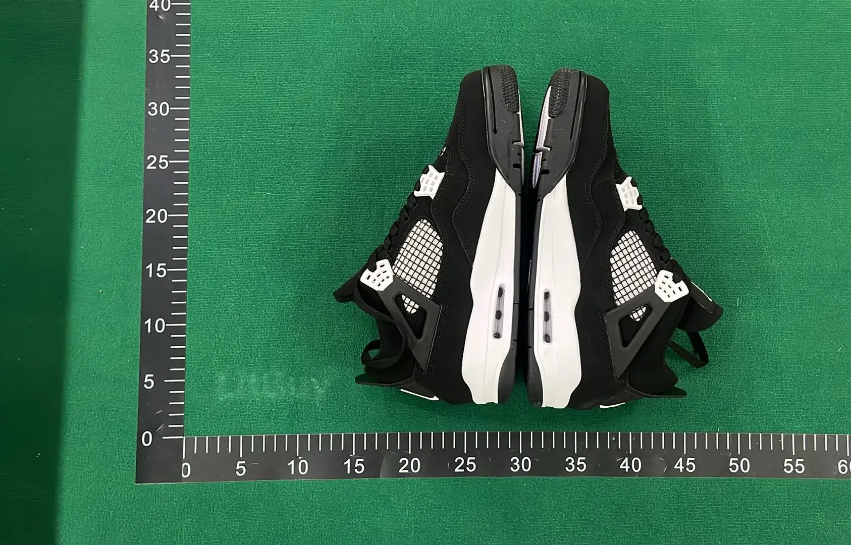 Jordan Air Jordan 4（30+）  in the Best OopBuy Spreadsheet QC photos