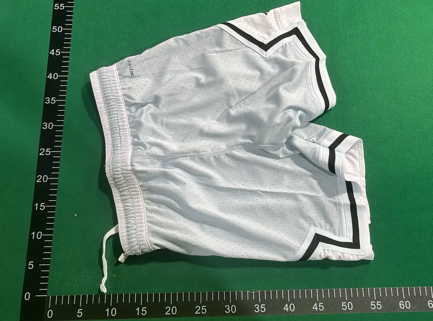高品质篮球短裤C9014  in the Best OopBuy Spreadsheet QC photos