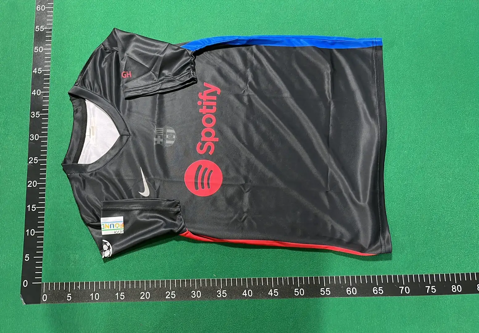 2025 新款足球衣服短袖  in the Best OopBuy Spreadsheet QC photos