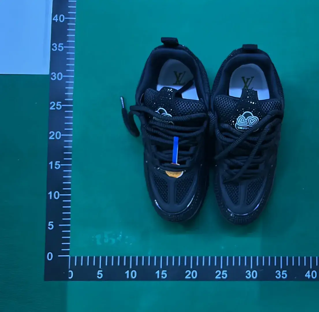 Shoes of L'SS LV LOUIS VUITTON  in the Best OopBuy Spreadsheet QC photos