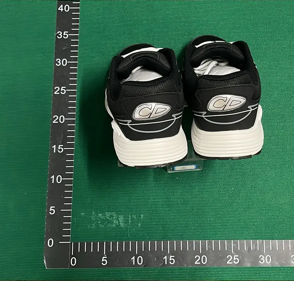 DC B30-L  in the Best OopBuy Spreadsheet QC photos