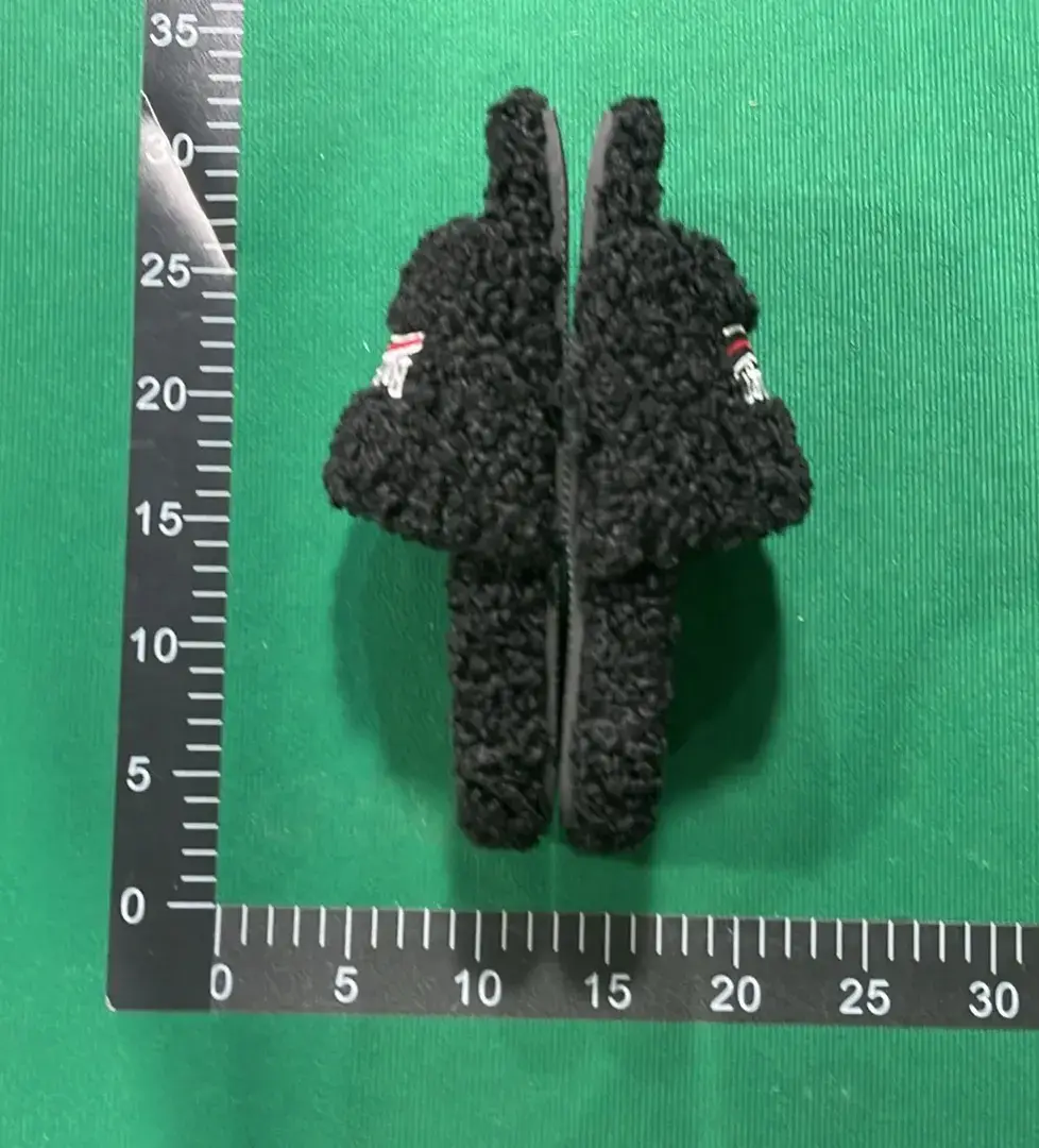Balenciaga Furry (5+)  in the Best OopBuy Spreadsheet QC photos