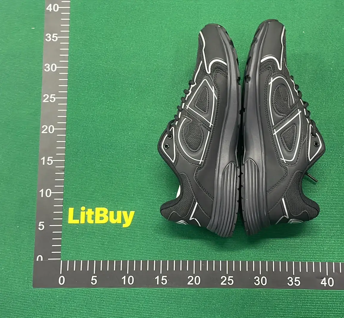 DC B30-L  in the Best OopBuy Spreadsheet QC photos