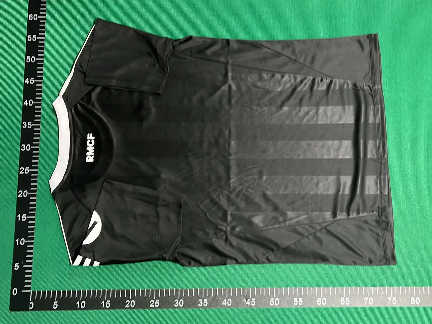 2025 新款足球衣服短袖  in the Best OopBuy Spreadsheet QC photos