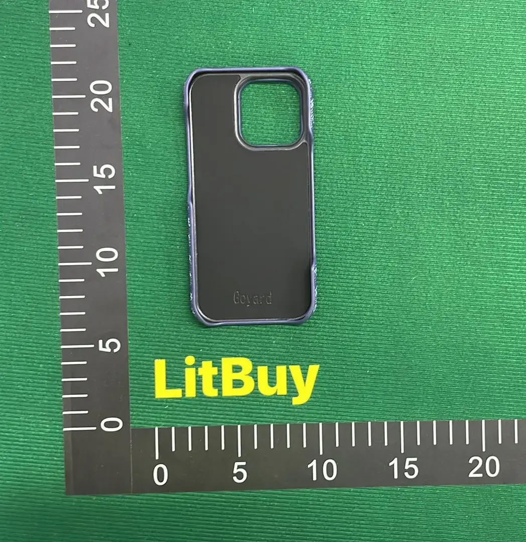 高级时尚手机壳  in the Best OopBuy Spreadsheet QC photos