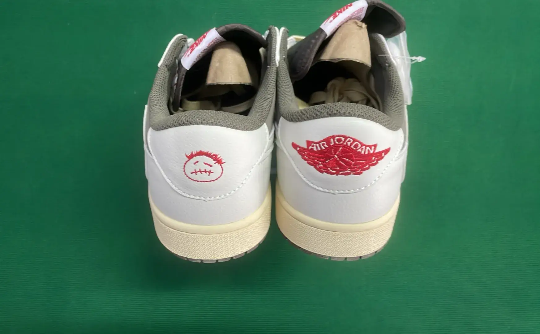 ** Ba**h Jor**n x Tr***s S**ott 1 Hi*h O* *P  in the Best OopBuy Spreadsheet QC photos