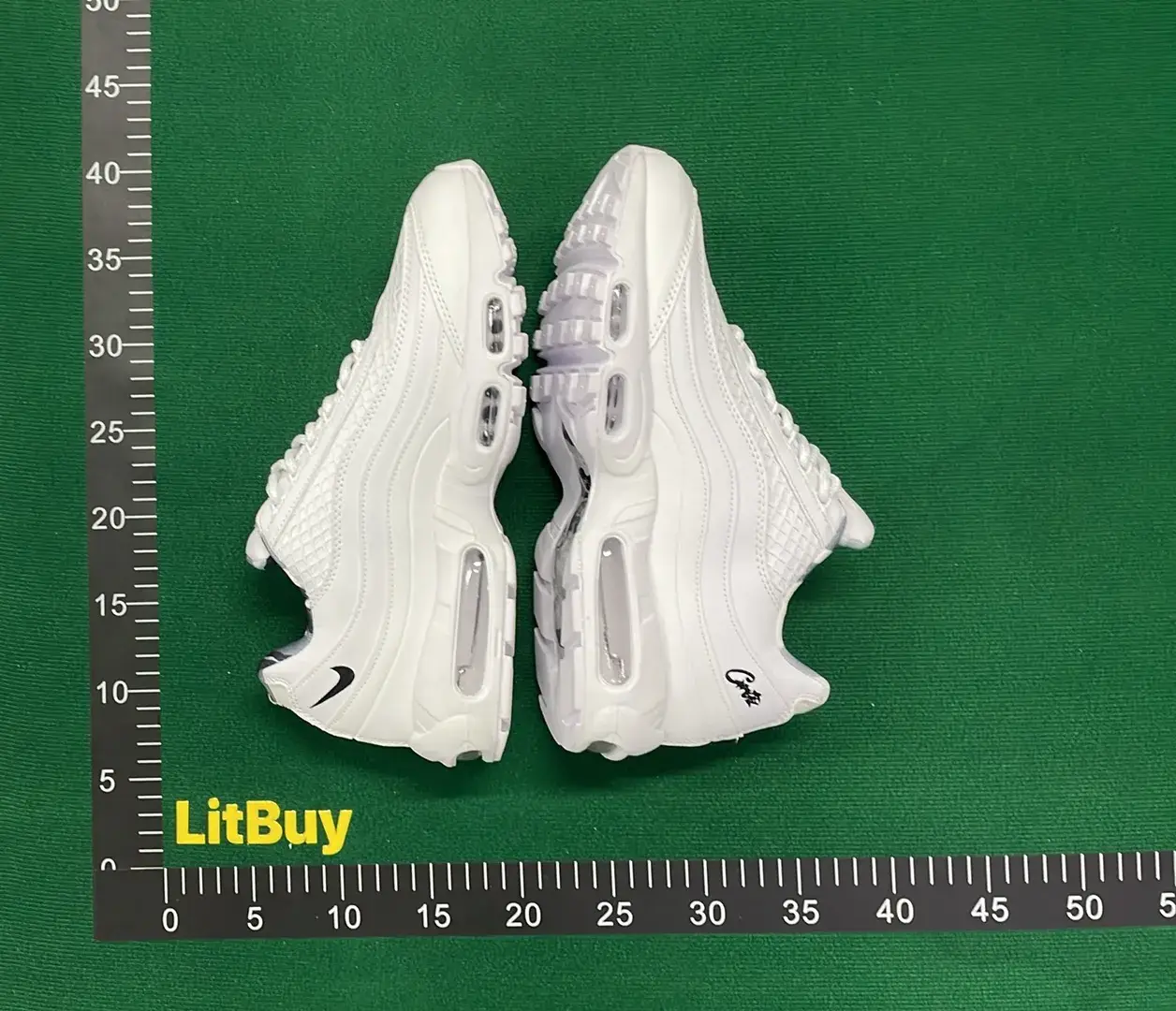 95运动鞋  in the Best OopBuy Spreadsheet QC photos