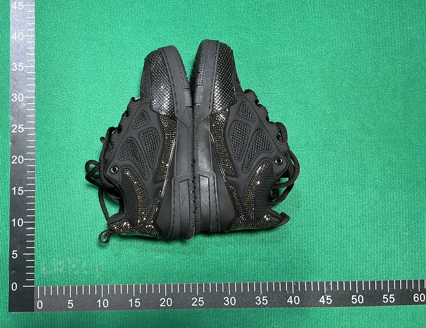Shoes of L'SS LV LOUIS VUITTON  in the Best OopBuy Spreadsheet QC photos