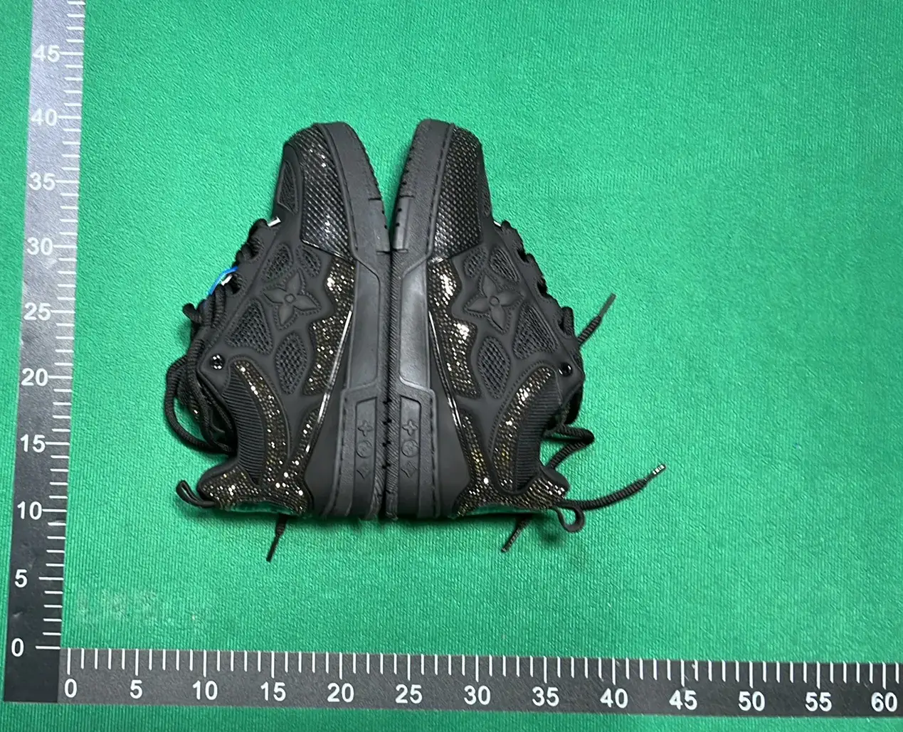 Shoes of L'SS LV LOUIS VUITTON  in the Best OopBuy Spreadsheet QC photos