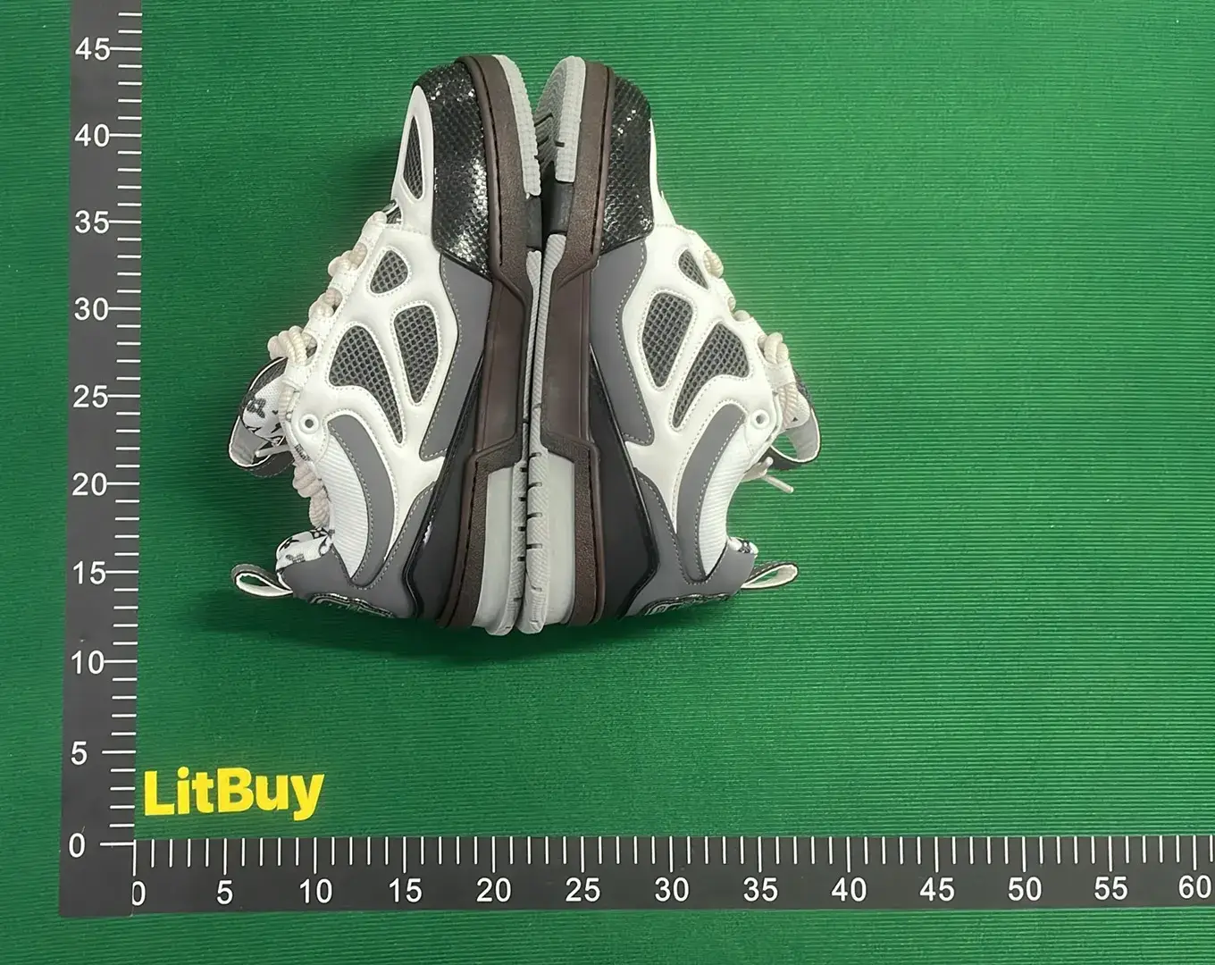 Shoes of L'SS LV LOUIS VUITTON  in the Best OopBuy Spreadsheet QC photos