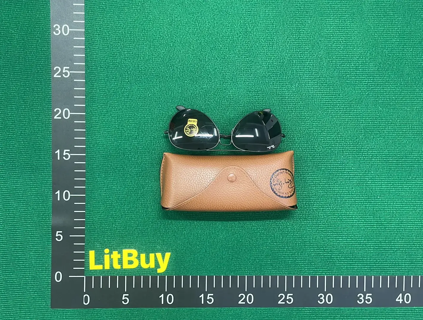 时尚潮流墨镜  in the Best OopBuy Spreadsheet QC photos