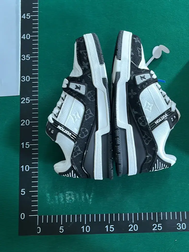 B3D 系带平底低帮板鞋-L  in the Best OopBuy Spreadsheet QC photos