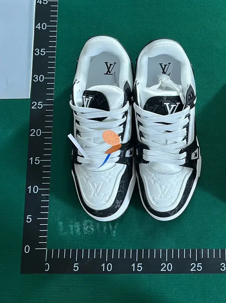 B3D 系带平底低帮板鞋-L  in the Best OopBuy Spreadsheet QC photos