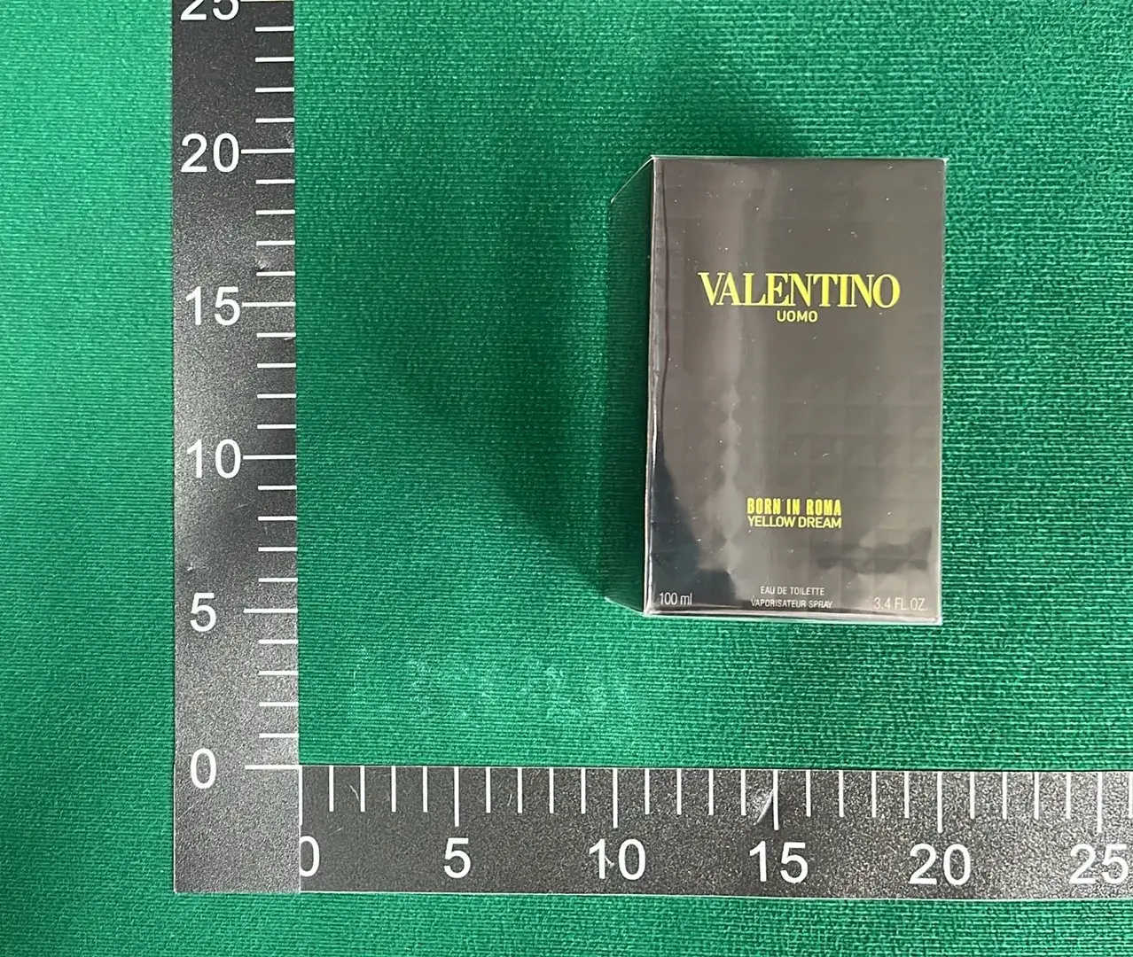1:1 Batch Valentino perfumery  in the Best OopBuy Spreadsheet QC photos