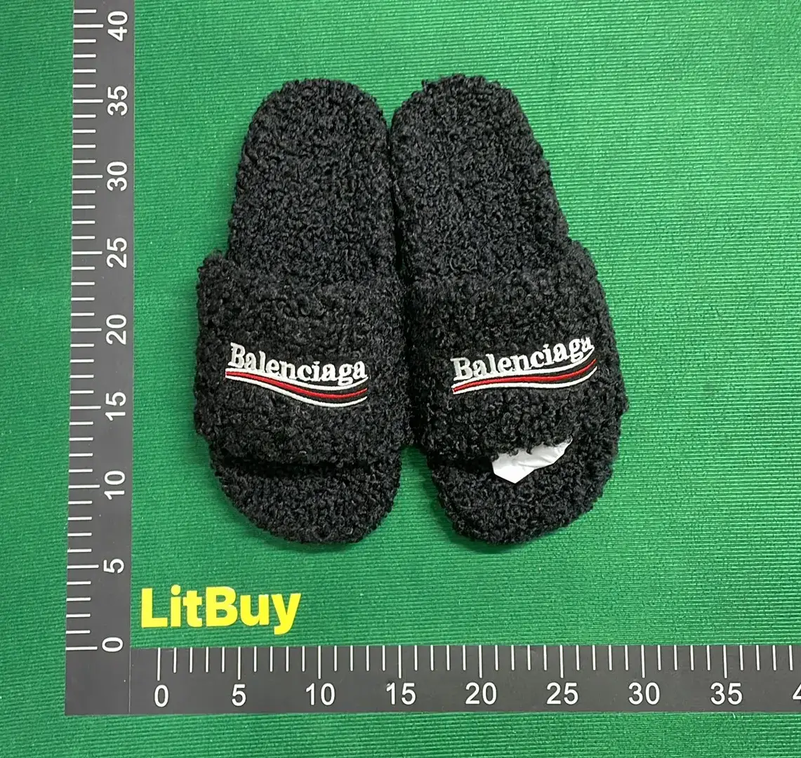 Balenciaga Furry (5+)  in the Best OopBuy Spreadsheet QC photos