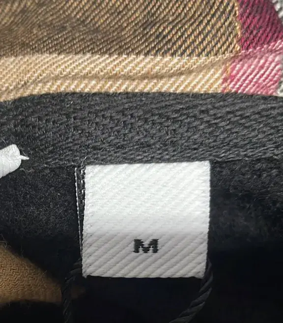 BURBERRY. Grid splicing zipper hooded jacket  in the Best OopBuy Spreadsheet QC photos