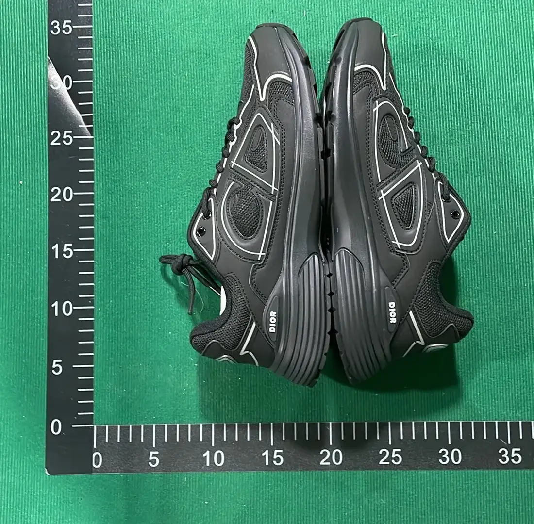 DC B30-L  in the Best OopBuy Spreadsheet QC photos