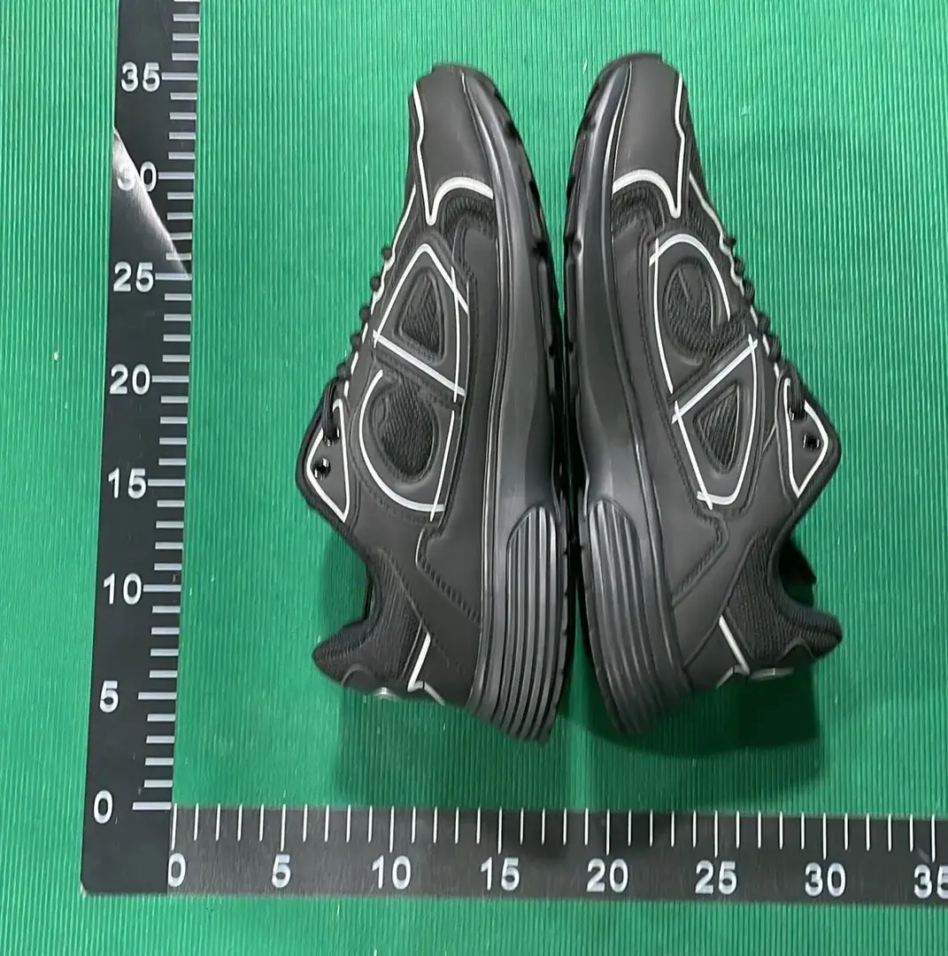 DC B30-L  in the Best OopBuy Spreadsheet QC photos