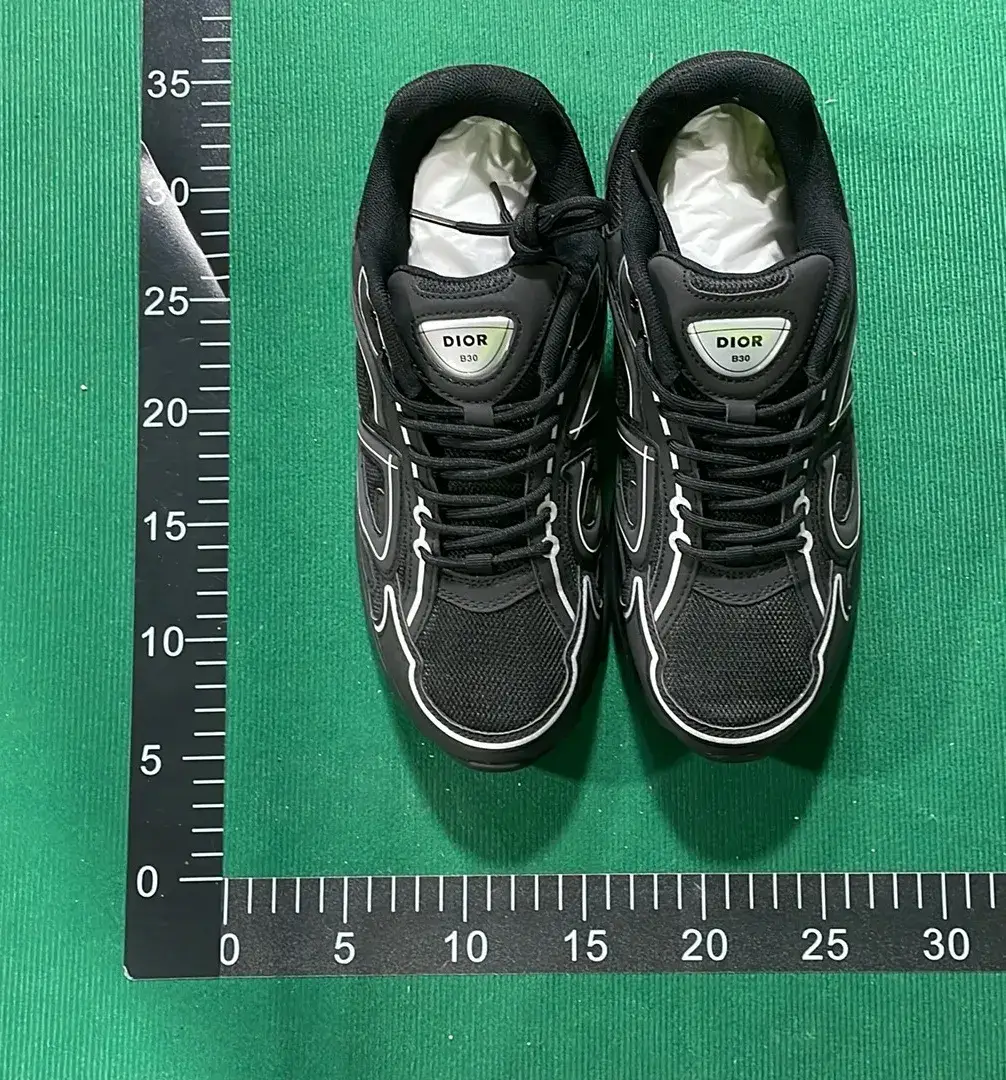 DC B30-L  in the Best OopBuy Spreadsheet QC photos