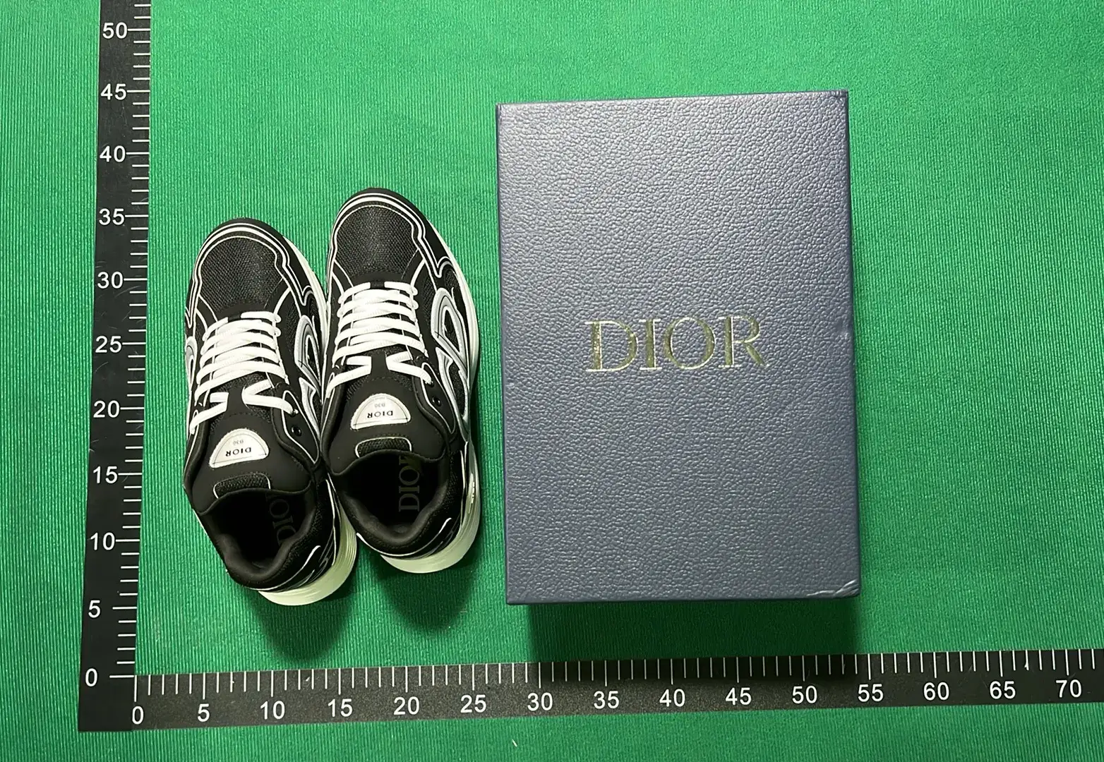 Dior B30 （10+）  in the Best OopBuy Spreadsheet QC photos