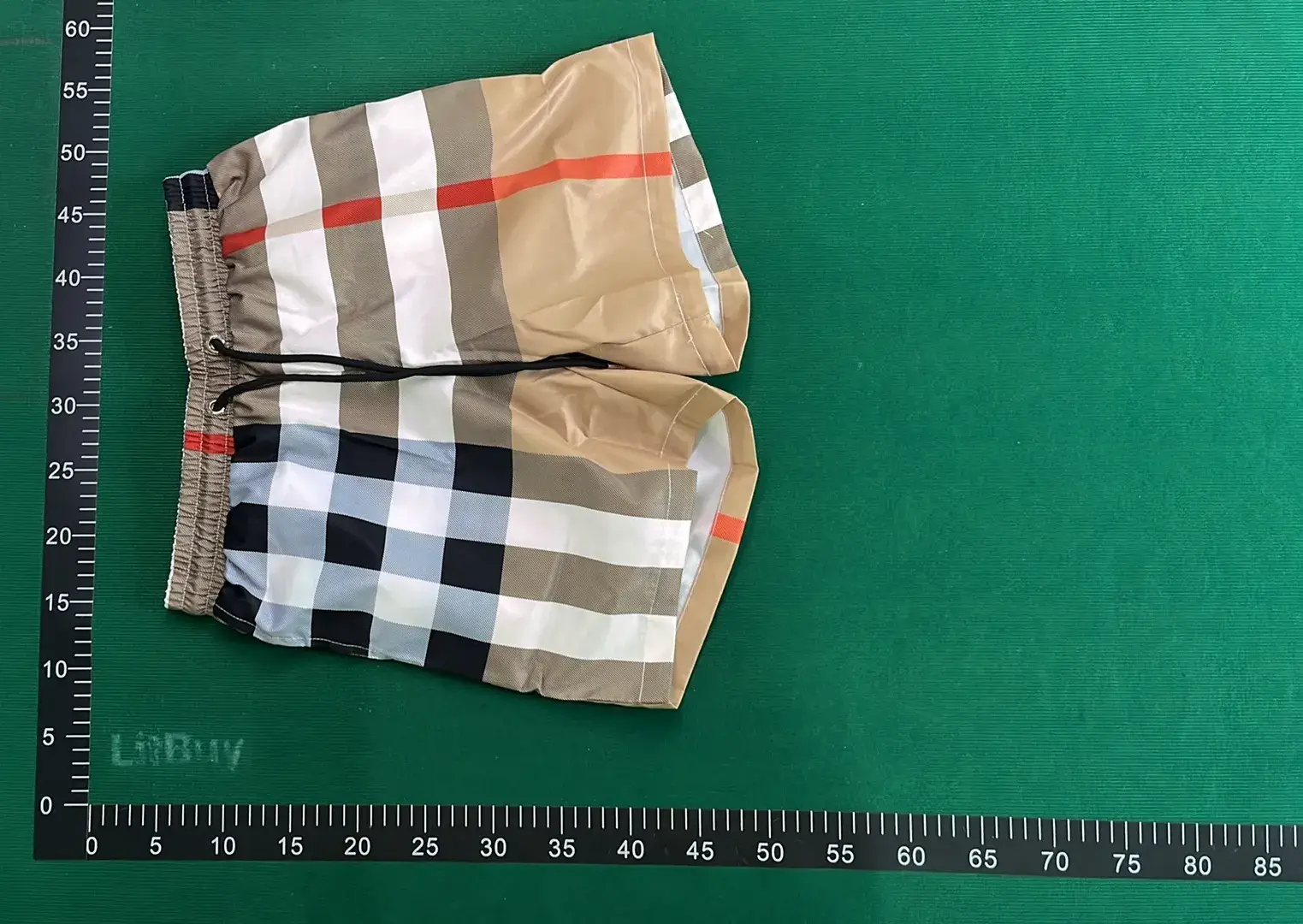 Fashion shorts  in the Best OopBuy Spreadsheet QC photos