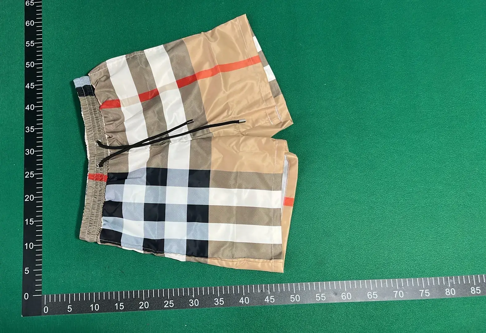 Fashion shorts  in the Best OopBuy Spreadsheet QC photos