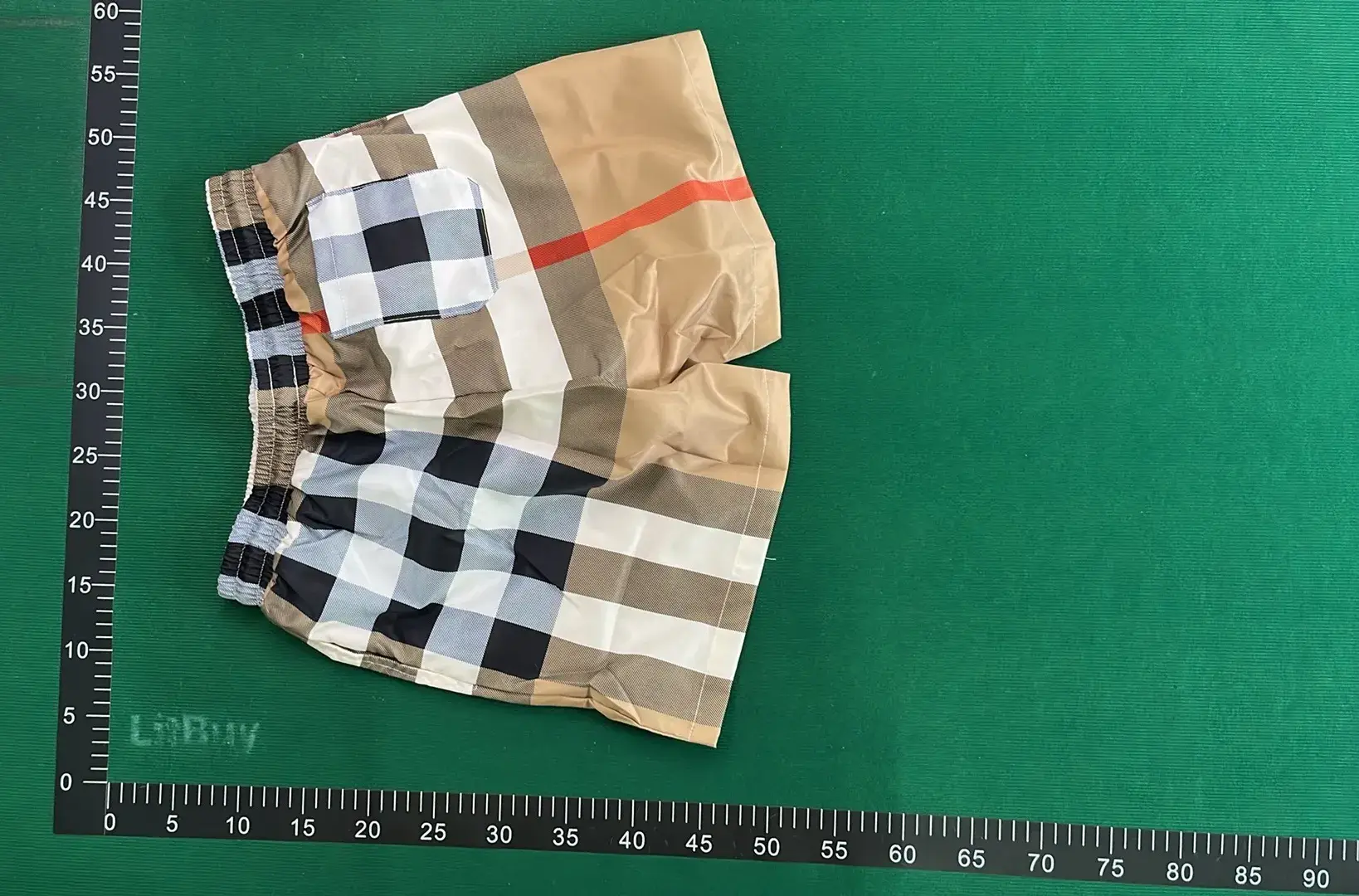 Fashion shorts  in the Best OopBuy Spreadsheet QC photos