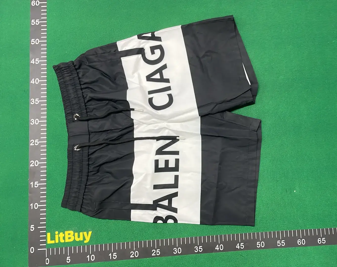 25ss新款速干潮流休闲格子五分裤合集夏季  in the Best OopBuy Spreadsheet QC photos