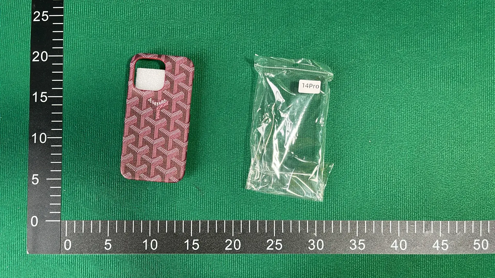高级时尚手机壳  in the Best OopBuy Spreadsheet QC photos