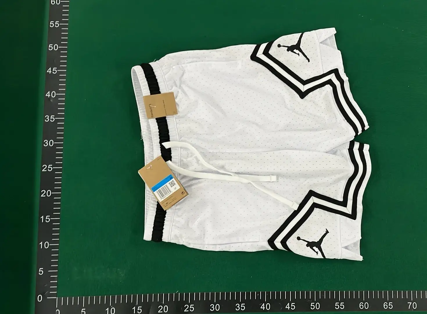 高品质篮球短裤C9014  in the Best OopBuy Spreadsheet QC photos