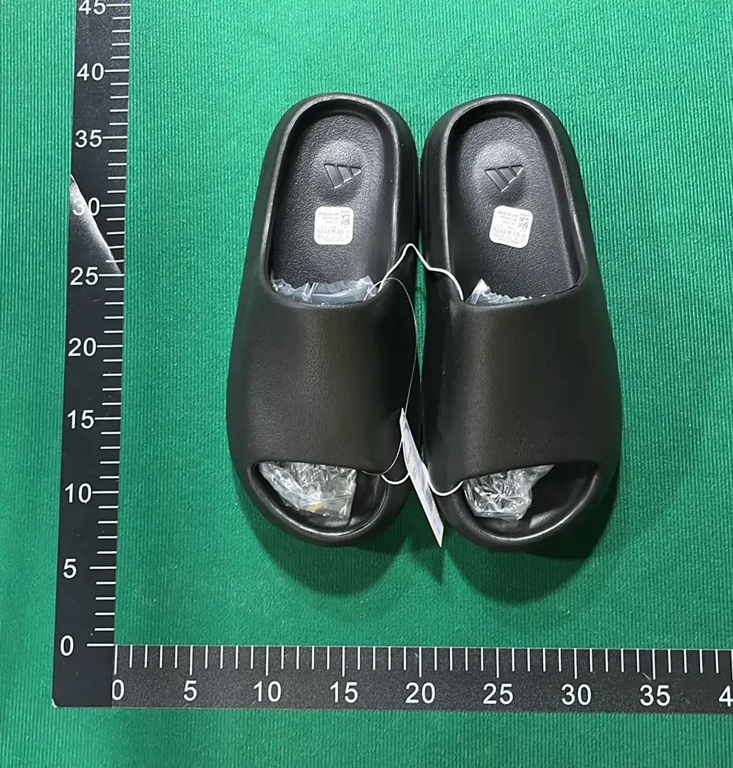 夏日爆款拖鞋，时尚百搭(非质量问题，不退不换）XZX-TXX-YZX-002  in the Best OopBuy Spreadsheet QC photos