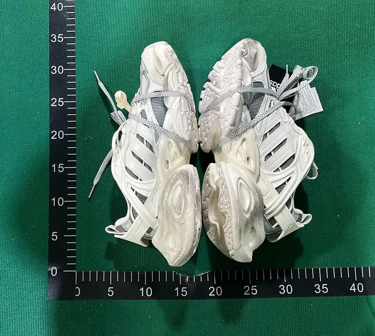 2025新款时尚复古休闲鞋-CY  in the Best OopBuy Spreadsheet QC photos