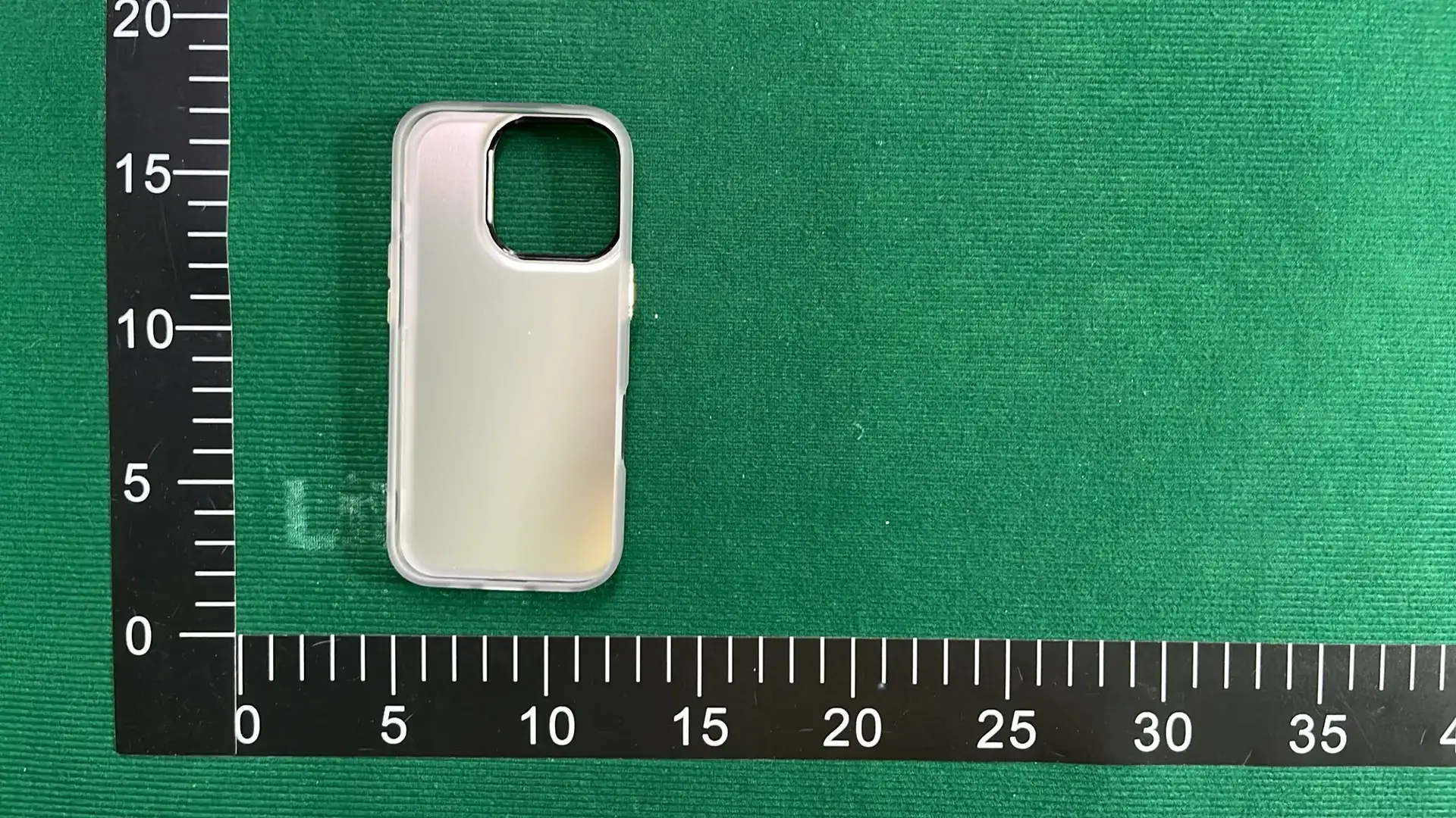 高级时尚手机壳  in the Best OopBuy Spreadsheet QC photos