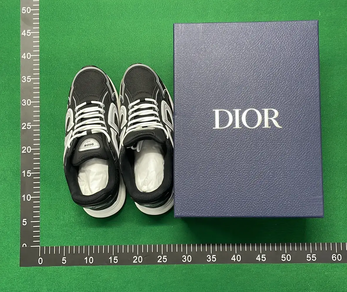 DC B30-L  in the Best OopBuy Spreadsheet QC photos