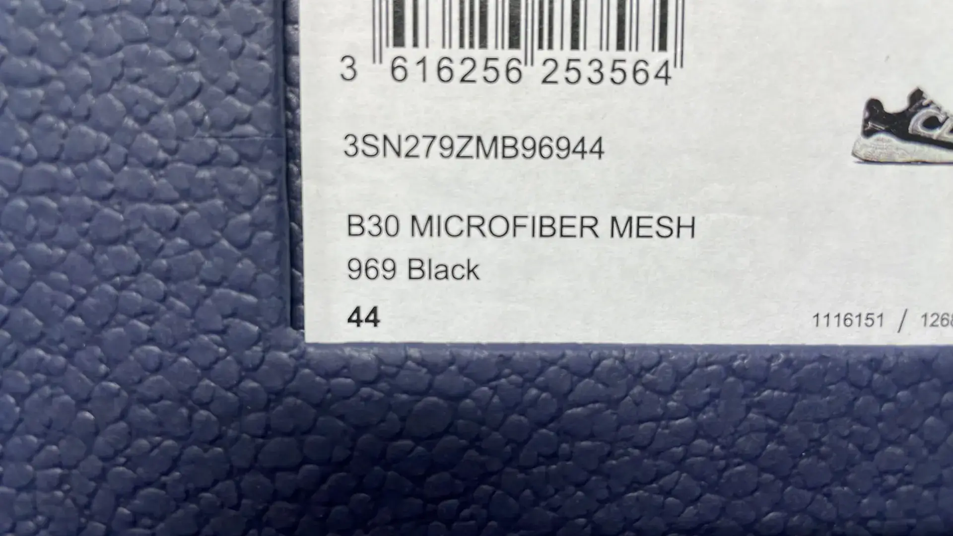 DC B30-L  in the Best OopBuy Spreadsheet QC photos